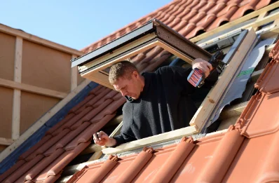 Pose de fenêtres de toit Velux à Monthelon